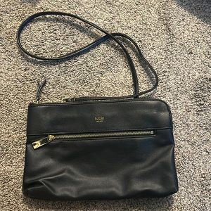 Tutilo crossbody bag